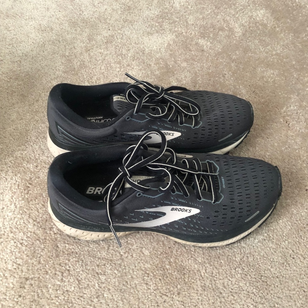 Brooks Ghost running/walking shoes